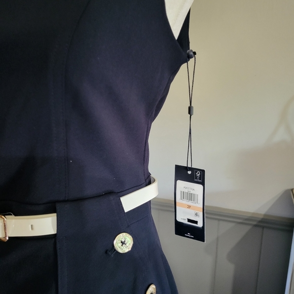 NWT Tommy Hilfiger navy belted sleeveless dress with button accent pockets Sz 2P - Picture 14 of 15